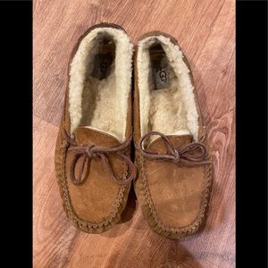 UGG Dakota Moccasin Slippers 🤎